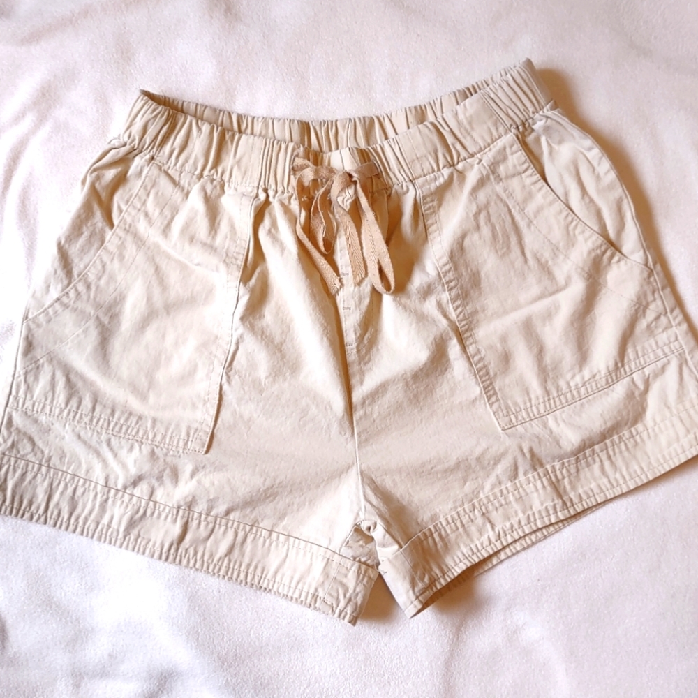 Must be in a bundle. Casual Cream Shorts.